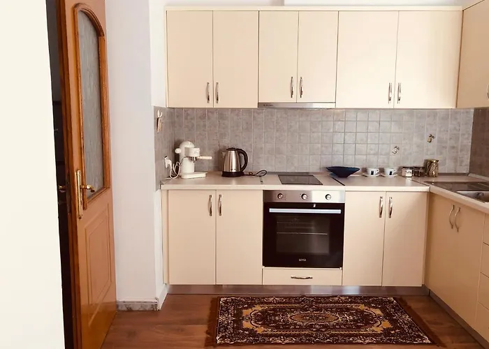 Apartment Mihal Popi *