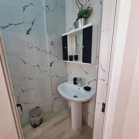 דירה Mihal Popi *
